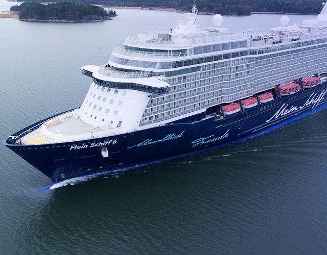  Built by MEYER TURKU in Finland Bildidee 